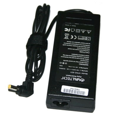 Adaptador para Computadora Portatil  OVALTECH 19V/474AH + USB