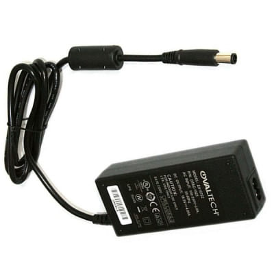 Adaptador para Computadora Portatil  OVALTECH 19V/474AH puerto USB para CQ42