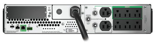 APC SMT2200RM2UC sistema de alimentación ininterrumpida (UPS) Línea interactiva 2200 VA 1980 W 8 salidas AC
