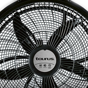 VENTILADOR DE PISO 20" ASPAS-REJILLAS DE PLASTICO,NEGRO
