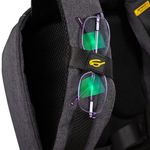 MOCHILA PARA LAPTOP SKYPEAK 156", ANTIRROBO, IMPERMEABLE, PUERTO USB