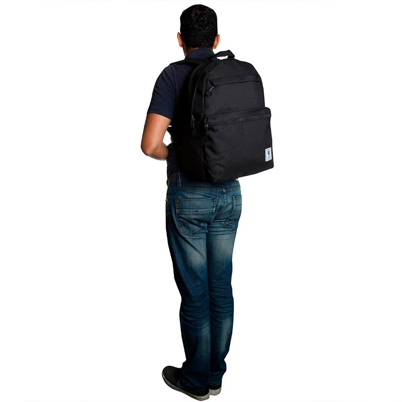 MOCHILA BACK PACK JUVENIL NEGRA CHENSON